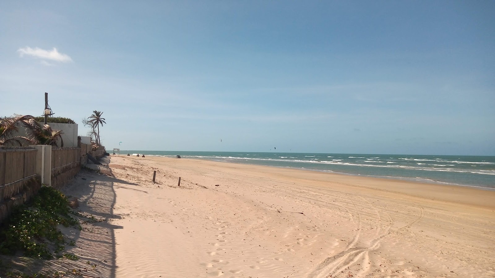 Praia de Guajiru'in fotoğrafı - rahatlamayı sevenler arasında popüler bir yer