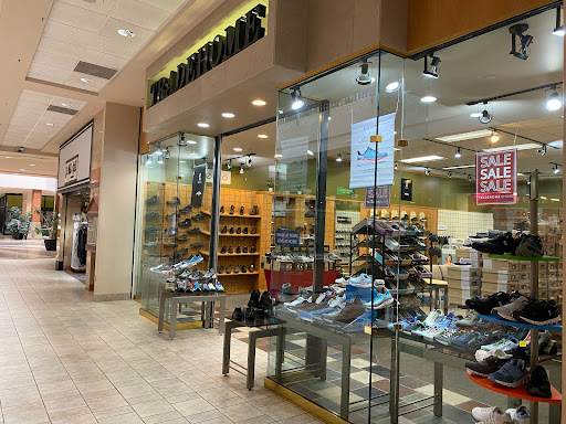 Shoe Store «Tradehome Shoes», reviews and photos, 1076 Layton Hills Mall #1088, Layton, UT 84041, USA