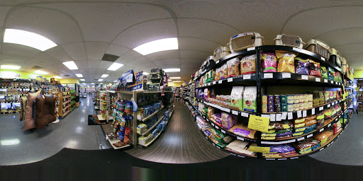 Pet Supply Store «Our Pet World», reviews and photos, 380 Semoran Commerce Pl, Apopka, FL 32703, USA