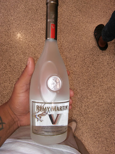 Liquor Store «Mecklenburg County ABC Store #10», reviews and photos, 4315 Sunset Rd, Charlotte, NC 28216, USA