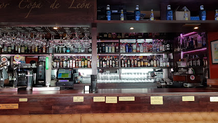 Pub Luna 9 - Calle Conde Luna, 9, 24003 León, Spain