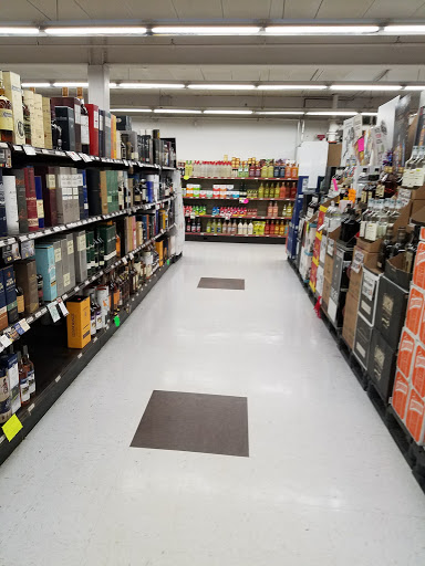 Liquor Store «Yankee Spirits», reviews and photos, 376 Main St, Sturbridge, MA 01566, USA