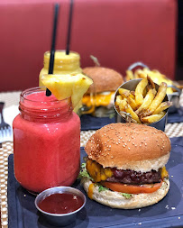 Hamburger du Restaurant halal Burger N Juice à Paris - n°7