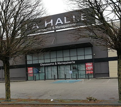 LA HALLE LIMOGES BOISSEUL à Le Vigen
