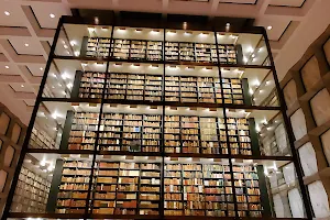 Beinecke Rare Book and Manuscript Library image