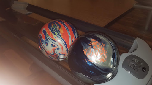 Bowling Alley «Triangle Bowl», reviews and photos, 700 Triangle Ctr, Longview, WA 98632, USA