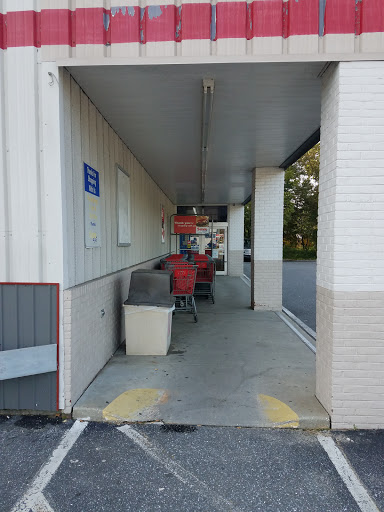 Grocery Store «Save-A-Lot», reviews and photos, 13263 Greensboro Rd, Greensboro, MD 21639, USA