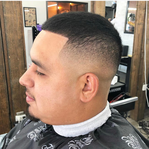 Barber Shop «Uppercuts Barber Shop», reviews and photos, 429 W Pioneer Pkwy, Grand Prairie, TX 75051, USA