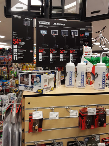 Sporting Goods Store «Big 5 Sporting Goods - Longview», reviews and photos, 600 Triangle Shopping Center #150, Longview, WA 98632, USA