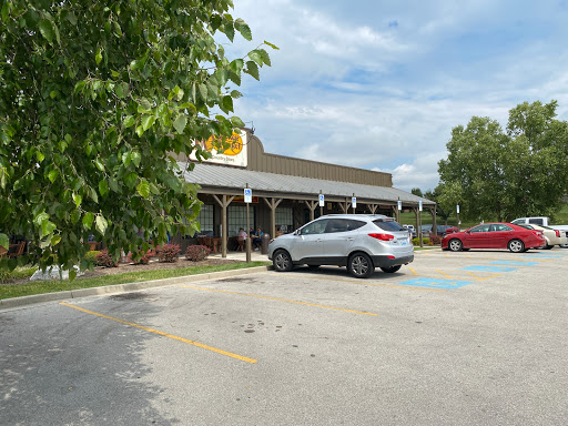 American Restaurant «Cracker Barrel Old Country Store», reviews and photos, 80 Alamo Dr, London, KY 40741, USA