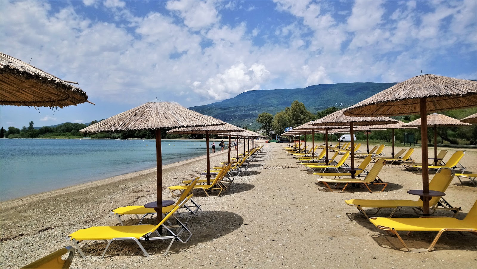 Fotografija Boufa beach priljubljeno mesto med poznavalci sprostitve