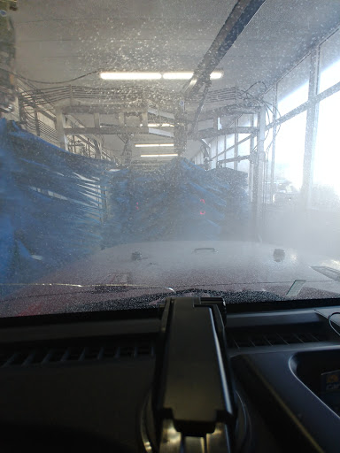 Car Wash «Brown Bear Car Wash», reviews and photos, 3724 Factoria Blvd SE, Bellevue, WA 98006, USA