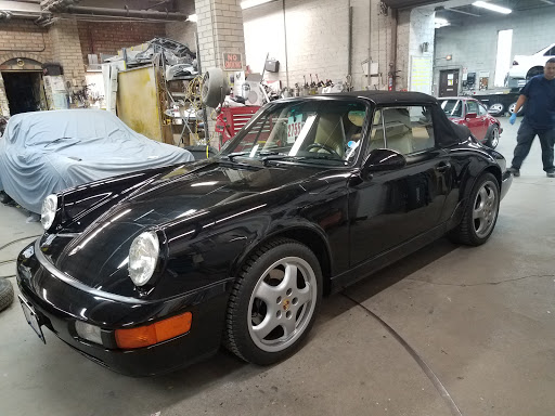 Auto Repair Shop «Europa Imports», reviews and photos, 1007 Tower Ct, Winnetka, IL 60093, USA