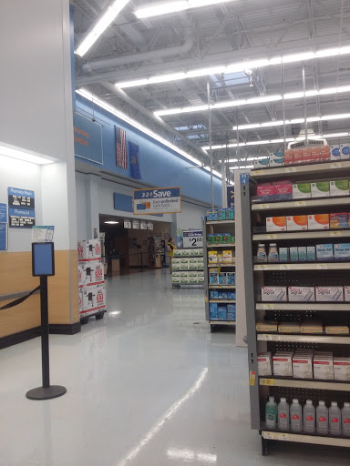 Department Store «Walmart Supercenter», reviews and photos, 38020 US-18, Prairie du Chien, WI 53821, USA