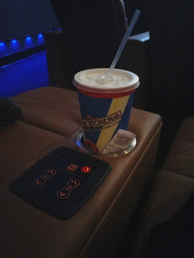 Movie Theater «Cinema 12 Theatre: Classic Cinemas», reviews and photos, 100 L W Besinger Dr, Carpentersville, IL 60110, USA