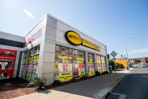 Liquor Store «BevMax», reviews and photos, 835 E Main St, Stamford, CT 06902, USA
