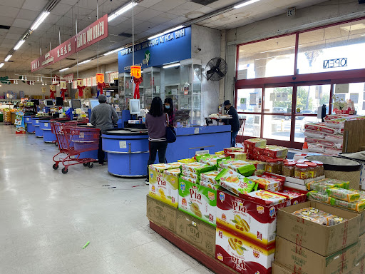 Asian Grocery Store «Hoa Binh Pomona Super Market», reviews and photos, 1093 E Holt Ave, Pomona, CA 91767, USA