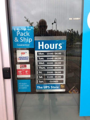 Shipping and Mailing Service «The UPS Store», reviews and photos, 4810 Pt Fosdick Dr NW, Gig Harbor, WA 98335, USA