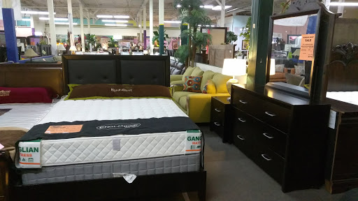 Warehouse «San Jose Furniture Warehouse», reviews and photos, 1065 S 5th St, San Jose, CA 95112, USA