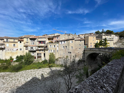 Aire de Campingcar de Colombier à Vaison-la-Romaine