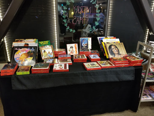 Book Store «Underground Books», reviews and photos, 2814 35th St, Sacramento, CA 95817, USA