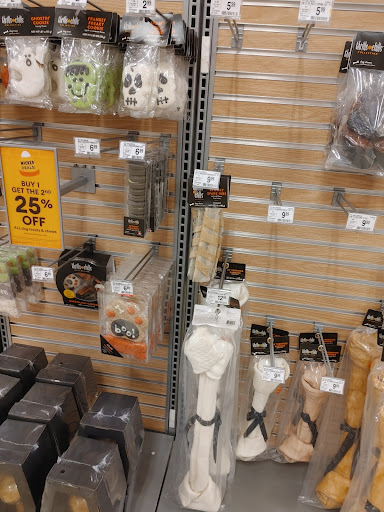 Pet Supply Store «PetSmart», reviews and photos, 2534 South Rd, Poughkeepsie, NY 12601, USA