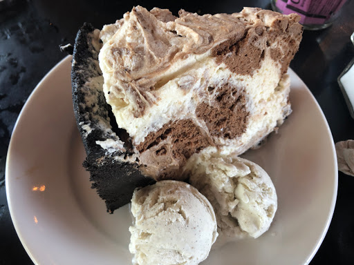 American Restaurant «Bread Winners Café & Bakery», reviews and photos, 4021 Preston Rd, Plano, TX 75093, USA