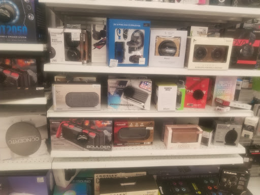 Clothing Store «Ross Dress for Less», reviews and photos, 2420 Chemical Rd, Plymouth Meeting, PA 19462, USA