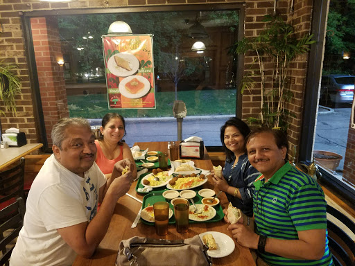 Middle Eastern Restaurant «Pita House Restaurant», reviews and photos, 365 S Roselle Rd, Schaumburg, IL 60193, USA