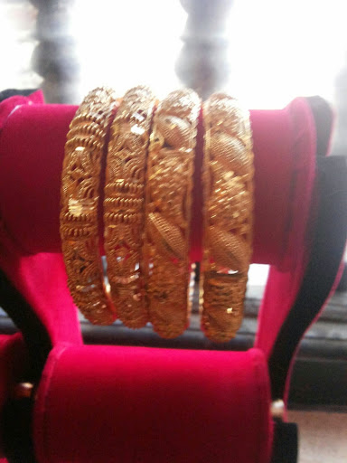 Indian Grocery Store «Nepali Store Cincinnatti Ohio», reviews and photos, 3091 W Galbraith Rd, Cincinnati, OH 45239, USA