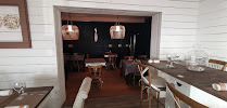 Atmosphère du Restaurant français Restaurant Le vent de Mer à Les Pieux - n°10