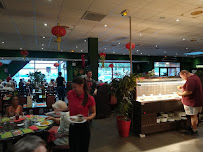 Atmosphère du Restaurant asiatique Tan Phat à Brive-la-Gaillarde - n°2