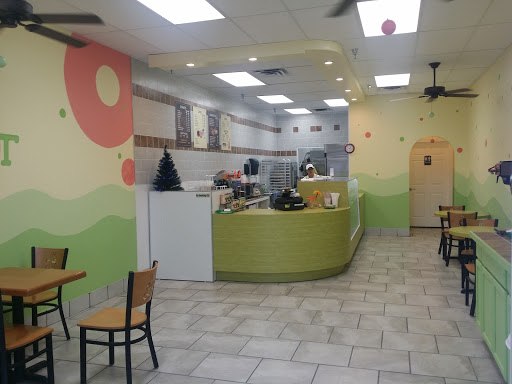 Donut Shop «Sweet Spot Donuts», reviews and photos, 3105 Ira E Woods Ave #130, Grapevine, TX 76051, USA