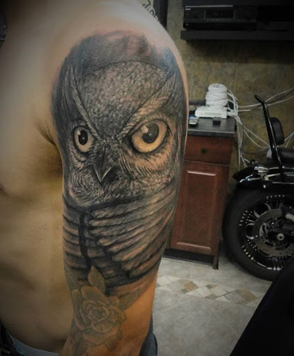 Tattoo Shop «Tonys Tattoos Body Piercing», reviews and photos, 473 Old Country Rd, Westbury, NY 11590, USA