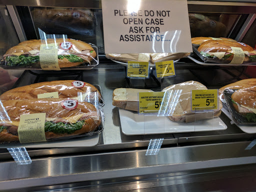 Grocery Store «Safeway», reviews and photos, 200 S 3rd St, Renton, WA 98057, USA