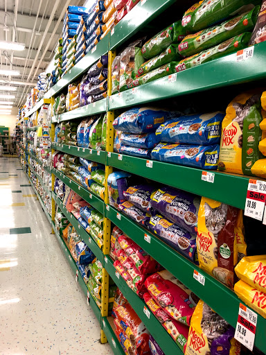 Pet Supply Store «Pet Supplies Plus», reviews and photos, 5092 Mayfield Rd, Lyndhurst, OH 44124, USA