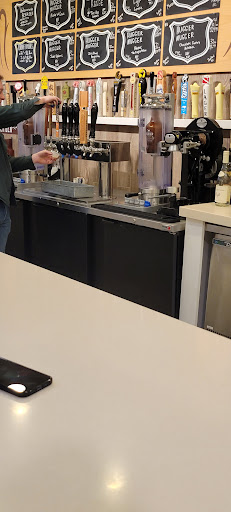 Grocery Store «Lowes Foods on Strickland Road», reviews and photos, 9600 Strickland Rd, Raleigh, NC 27615, USA