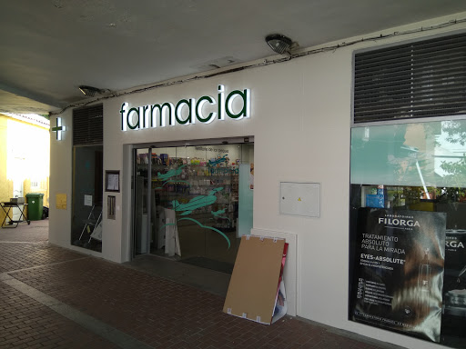 Información y opiniones sobre Farmacia La Motilla de Dos Hermanas