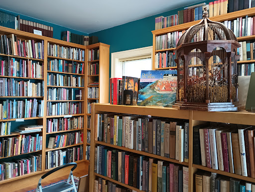 Used Book Store «Black Swan Books», reviews and photos, 505 E Maxwell St, Lexington, KY 40502, USA