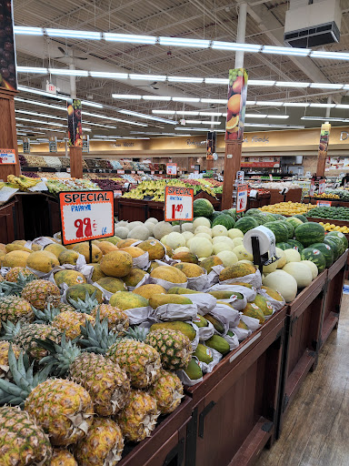 Grocery Store «Villa Park Fruit Market», reviews and photos, 302 W North Ave, Villa Park, IL 60181, USA