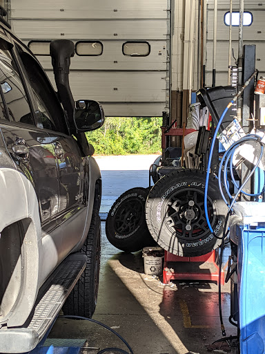 Tire Shop «Walmart Tires & Auto Parts», reviews and photos, 10500 W Colonial Dr, Ocoee, FL 34761, USA