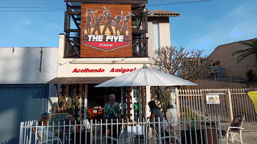 The Five Friends Restaurant - Acolhendo Amigos