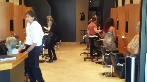 Beauty Salon «ISH Salon», reviews and photos, 4025 E Chandler Blvd, Phoenix, AZ 85048, USA