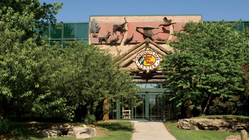 Bass Pro Shops Base Camp, 2500 E Kearney St, Springfield, MO 65803, USA, 
