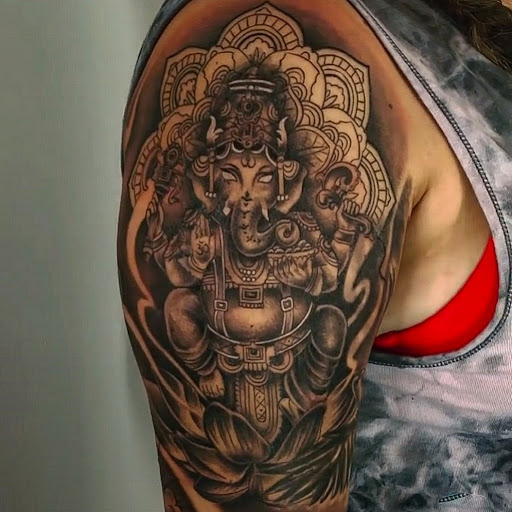 Tattoo Shop «Tattoo Image», reviews and photos, 1550 W 84th St #12, Hialeah, FL 33014, USA