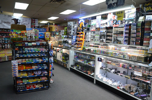 Tobacco Shop «Tobacco 4 Less», reviews and photos, 406 Nelson Rd, New Lenox, IL 60451, USA