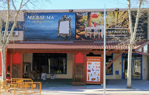 Mersema Second hand market