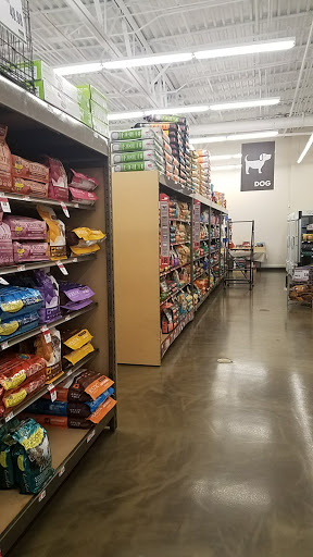 Pet Supply Store «Pet Supplies Plus», reviews and photos, 1970 Portage Trail, Cuyahoga Falls, OH 44223, USA