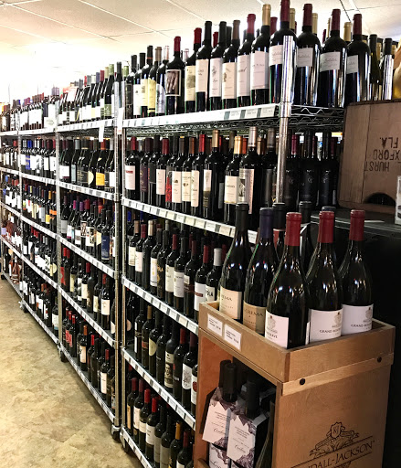 Liquor Store «Liquors Of Tarpon», reviews and photos, 604 S Pinellas Ave, Tarpon Springs, FL 34689, USA