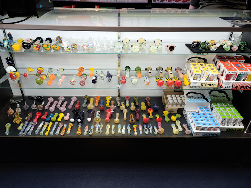 Tobacco Shop «Smoker Friendly», reviews and photos, 281 E 29th St F, Loveland, CO 80538, USA